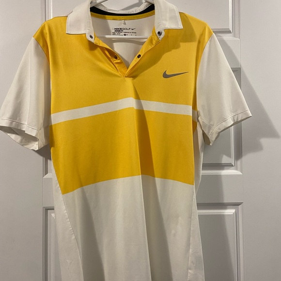 Nike golf shirt - Picture 1 of 3